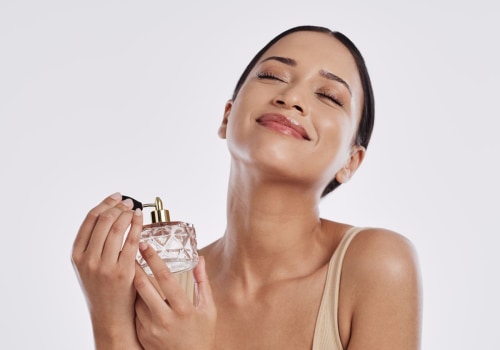 Everything You Need to Know About Reapplying Fragrance After Showering or Swimming