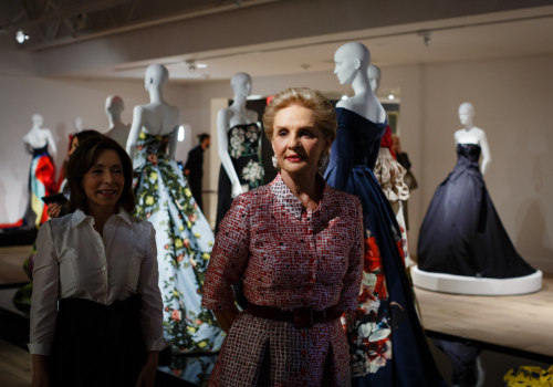 Who are carolina herrera's clients?